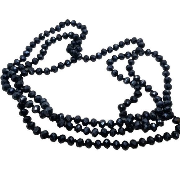 VINTAGE LONG DARK BLUE/BLACK FACETED CARNIVAL GLASS BEAD NECKLACE - Picture 3 of 4